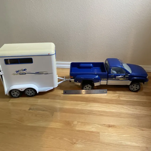 Breyer Traditional Size Horse Pickup Truck and Trailer 2002 Full Set PLEASE READ