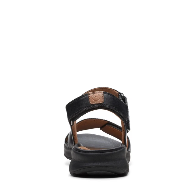 Clarks un adorn 2025 calm