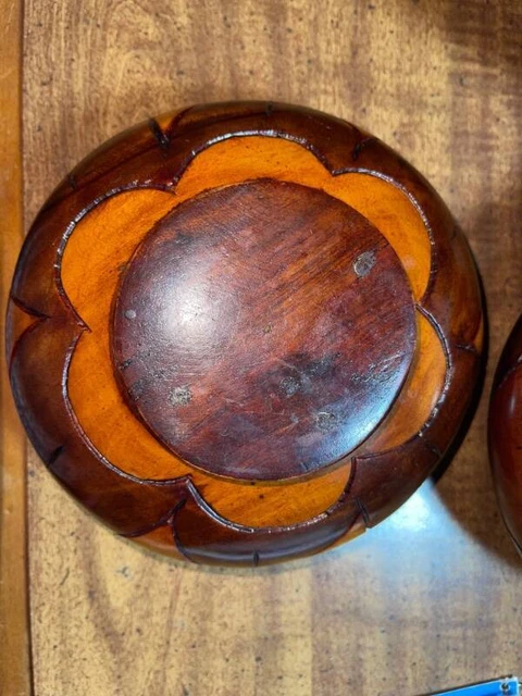 Hand Carved Lacquered Wooden Serving Bowl With 6 Smaller Bowls 2