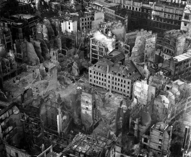 London England A dramatic picture taken St Paul s Cathedral sho- 1941 Old Photo