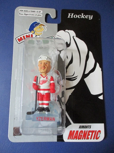 Detroit Red Wings Steve Yzerman Magnetic Mini Bobble Head (Unopened) NIP *