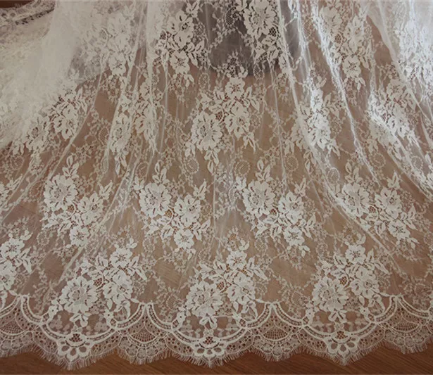 Off White Chantilly Bridal Lace Fabric Costume Dress Wedding Veiling 300cm Long