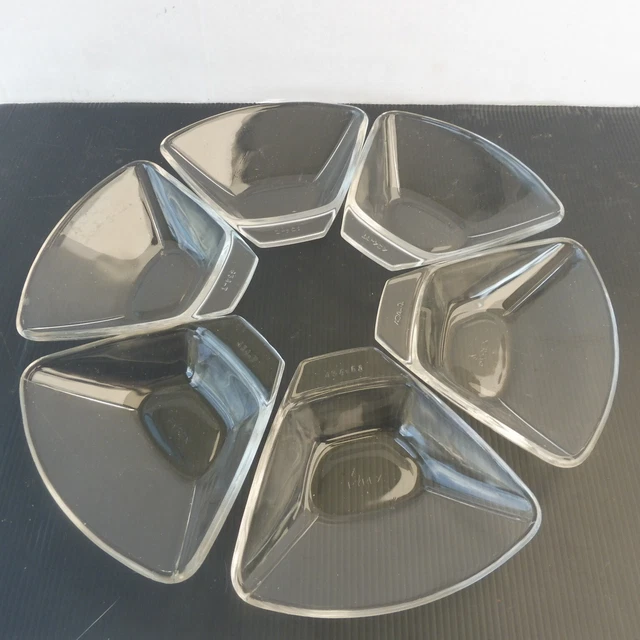 Lot de 8 coquilles Saint Jacques Pyrex Design moderniste