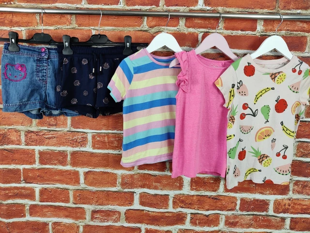 GIRLS BUNDLE AGE 5-6 YEARS NEXT M&S etc SHORTS TOP T-SHIRT HELLO KITTY SET 116CM