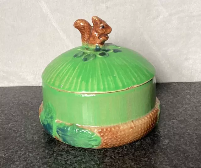 Vintage Suvesco Pottery - pot with lid - little squirrel on top