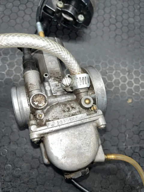 Honda Cr 250 1986 Keihin carburettor with throttle cable and throttle housing￼