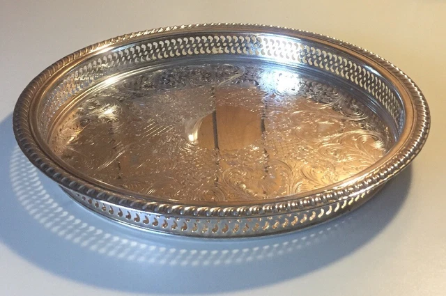 Vintage WM Rogers Round Silverplate Reticulated 12” Gallery Tray 671
