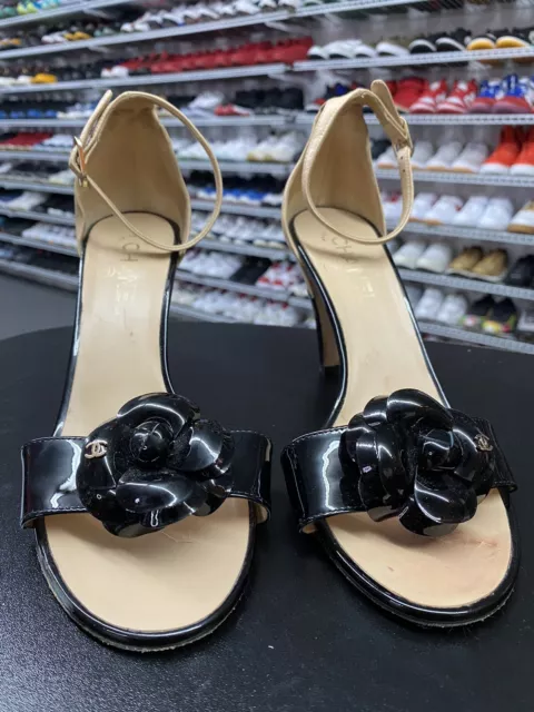 CHANEL FLOWER CAMELLIA CHARM BLACK LEATHER FLAT BALLERINA PEARL ANKLE STRAP  35.5