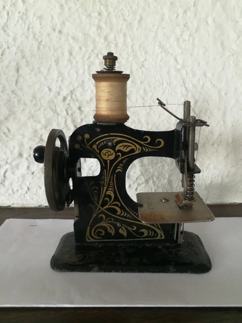 Ancienne machine à coudre pour enfant 1948-1954 | Kaufen auf