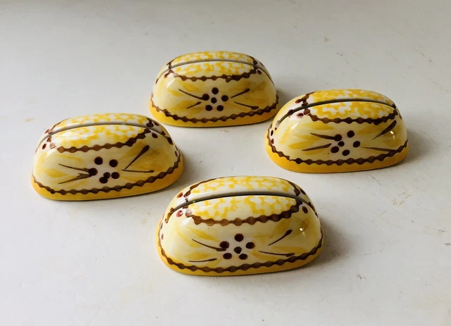 Temptations by Tara Old World Gold Yellow Ceramic Name Place Card Holders