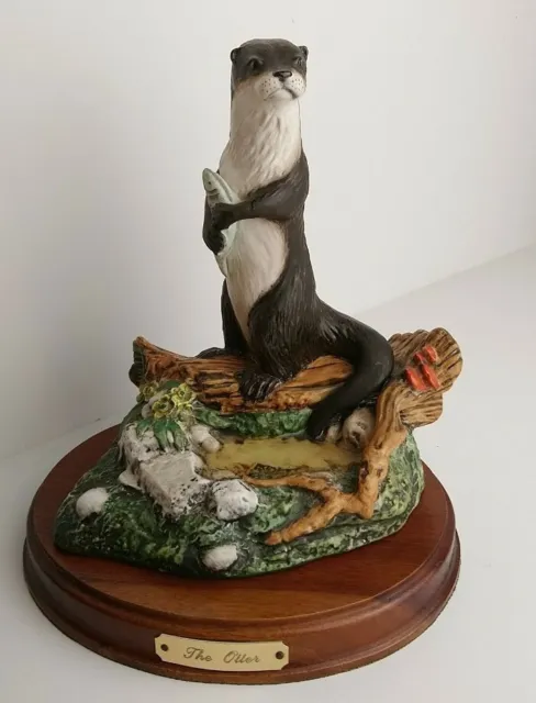 Royal Doulton Otter 1989 Signed Wildlife Collection and Wood Stand 23cm tall