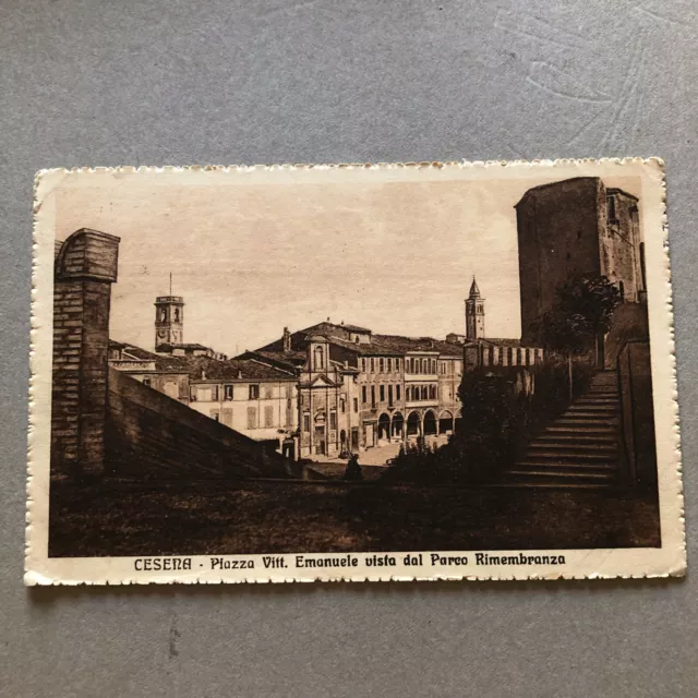 B) Cartolina formato piccolo Cesena Forlì piazza Vittorio Emanuele 1926