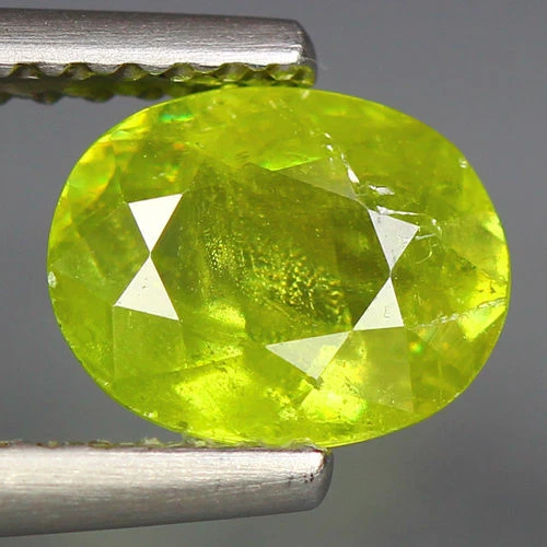 1.30 Cts_World Class Limited Edition_100 % Natural Titanite Green Sphene_Russia