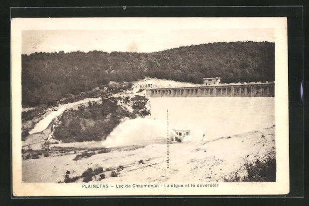 CPA Plainefas, Lac de Chaumecon, la digue et le déversoir