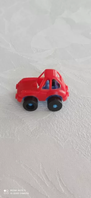 Figurine KINDER ancien MONTABLE
