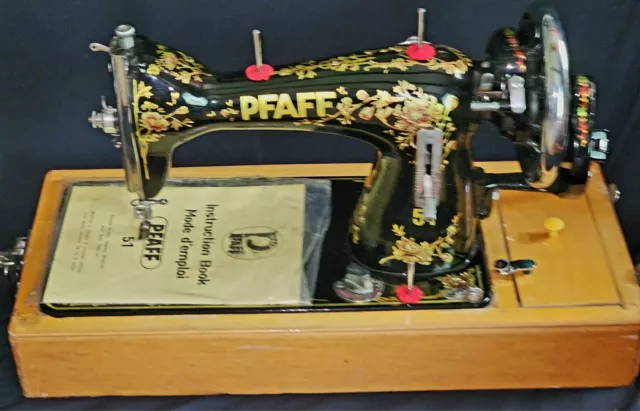 1950's Pfaff 16 hand crank sewing machine in box (Pfaff Gritzner 15 model)