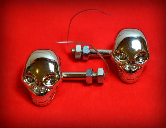 Clignotants Skull Tête de Mort Chrome & Diodes ( moto custom quad trike harley )