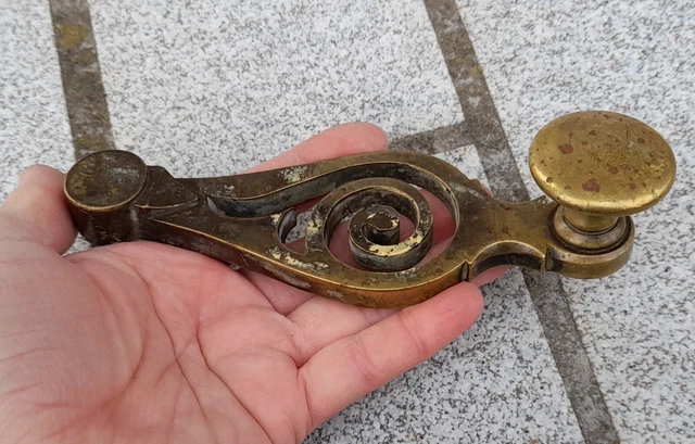 ANCIENNE POIGNÉE DE porte centrale fixe, en fonte EUR 34,00 - FR