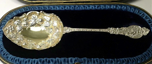 Victorian Sterling Silver Fancy Berry / Dessert Serving Spoon – Hallmarked 1897