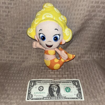 deema plush