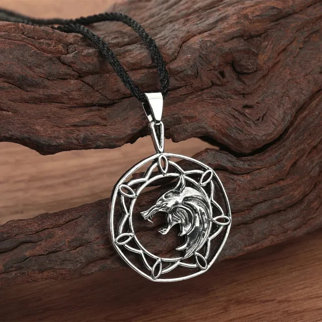 The Witcher Geralt Medallion Necklace Charm of White Wolf Visemir's necklace
