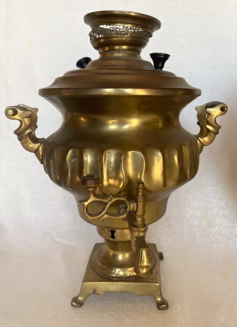 Classic design Original Medium family-sized Antique Russian Brass Samovar