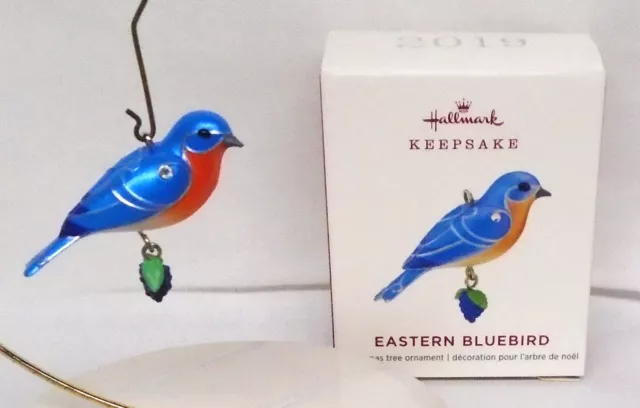 Hallmark Miniature Ornament The Beauty of Birds Eastern Bluebird 2019 Berries