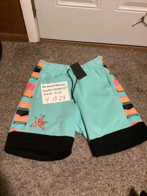 NWT Nike Jordan AJ11 Fleece Shorts Tropical Twist Men’s Size M FREE SHIPPING!!