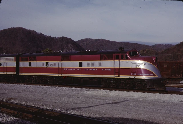 ACL Atlantic Coast Line EMD E6 Kodachrome original Kodak Slide
