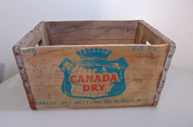Vintage Canada Dry Bottling Co. Wood Ginger Ale Crate Albany, N.Y. 1965