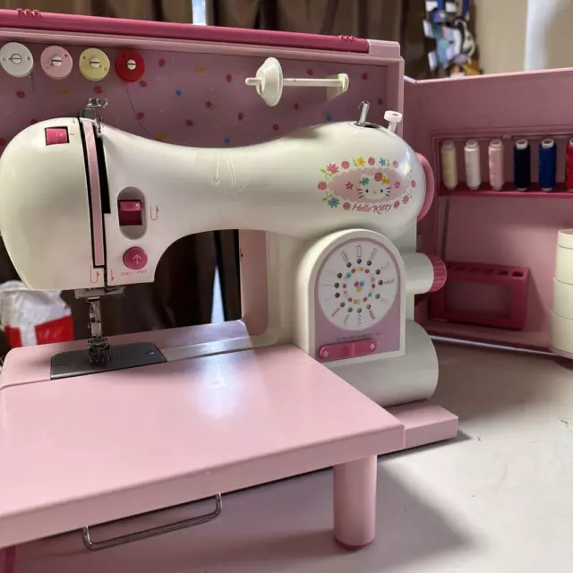 Rare Vintage Hello Kitty Sewing Machine YN-1027 from japan
