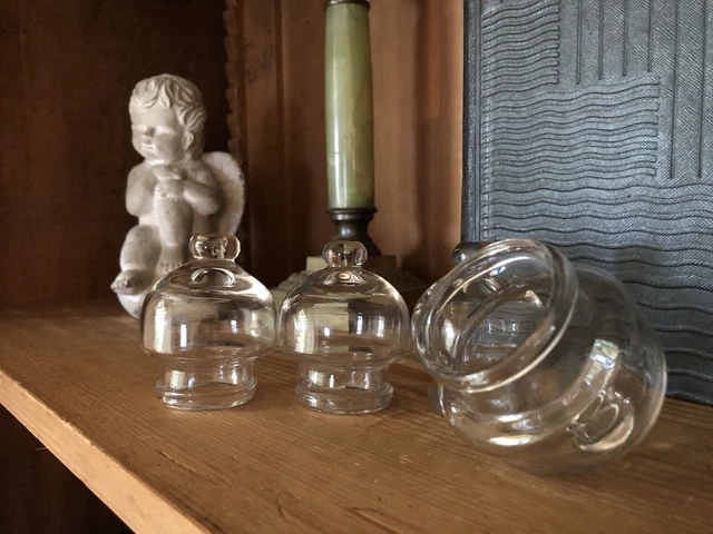 Lot de 6 Anciennes Ventouses Médicales en Verre Moulé Années 1940/1950
