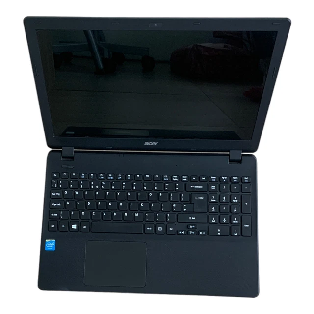 Acer Aspire ES1 531 C8DA 15,6"" 4GB RAM. 500GB Intel Celeron schwarz Notebook