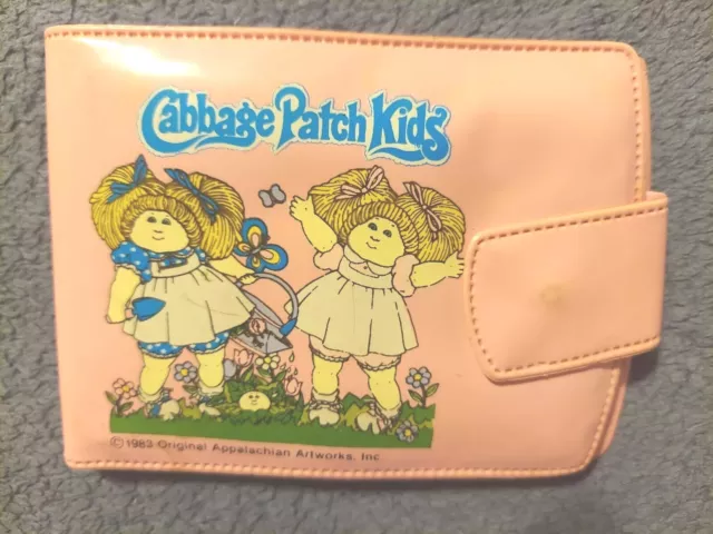 Vintage 1983 Cabbage Patch Kids Plastic Pink Wallet Snap Strap Excellent Cond.