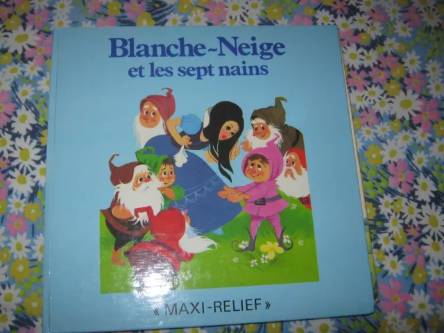 Livre Pop Up Blanche Neige 21 Cm X 21Cm  14Pages 1989