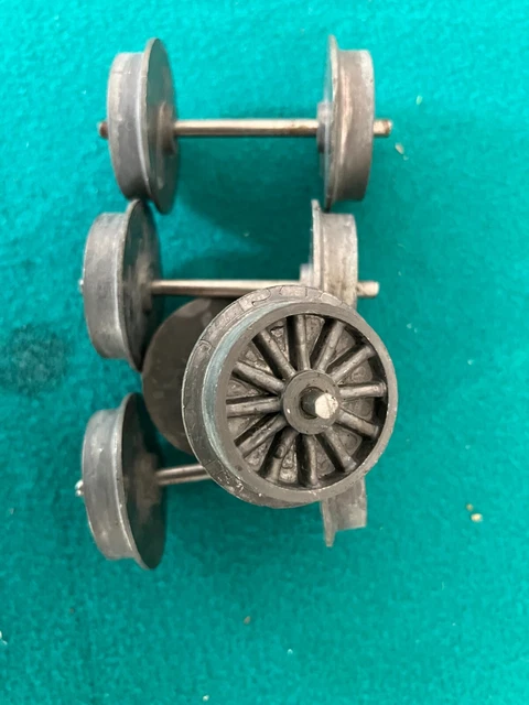 ROUES DE VÉHICULE à L'échelle 1/64 Pour Les Modèles De Voiture EUR 21