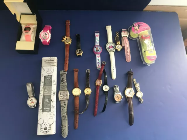 @@ Vintage Classic Disney Mickey And Minnie Mouse 19 watch lot ~~