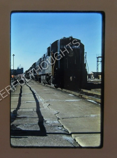 Original '71 Ektachrome Slide NW Norfolk Western 1943 U30B TC2 Train     34V43