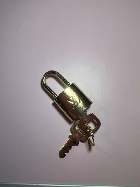 #327 LOUIS VUITTON LV Lock & Key set Padlock Gold-Tone Vintage #CJ92 O