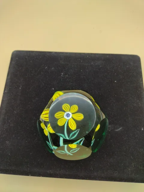 VTG Murano Paperweight Faceted *Yellow Flower* Pre-owned Green Base 2