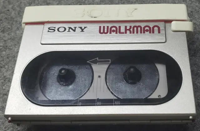 1983 Sony Walkman WM-10 Cassette Player Not Working - AS IS For Parts - Free S&H