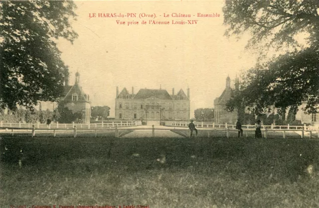 Carte LE HARAS DU PIN Le château Ensemble Vue prise de l'avenue Louis XI