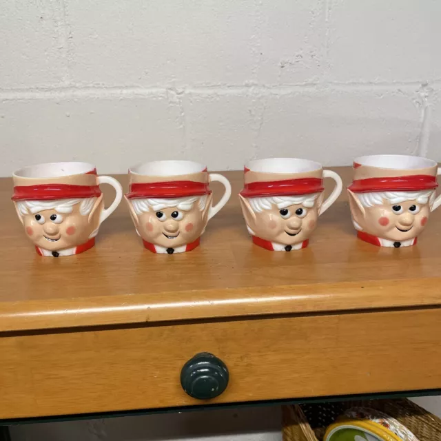 Set Of Four Keebler Elf Plastic Drinking Cups 1972