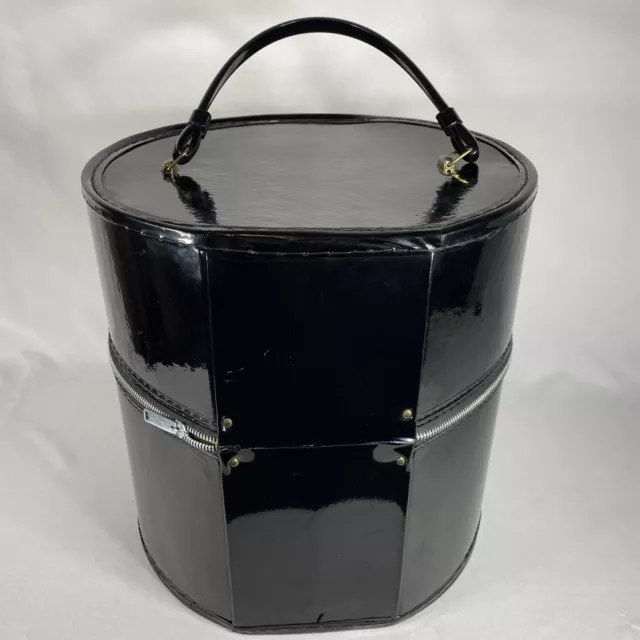 Vintage Round Hat Or Wig Box Carry On Case Black shiny patent Vinyl Retro 3