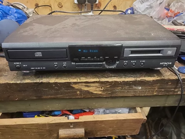 Hitachi Rmd100 MiniDisc Recorder CD Player  Spares Or Repairs