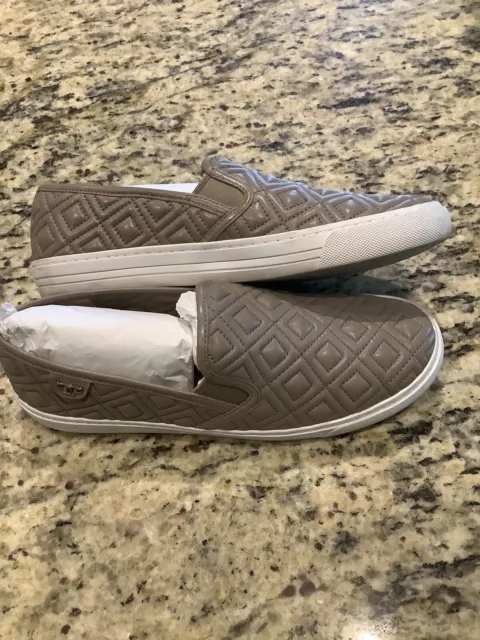 TORY BURCH Jesse Quilted Napa Leather Sneaker. French Gray. Size 8. Gorgeous! 3