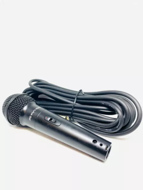 Micro filaire XLR  pour  Chant - PEAVEY - PVi 100 professionnel. 