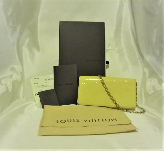 Shop Louis Vuitton MONOGRAM Bandoulière (J02465) by Sincerity_m639