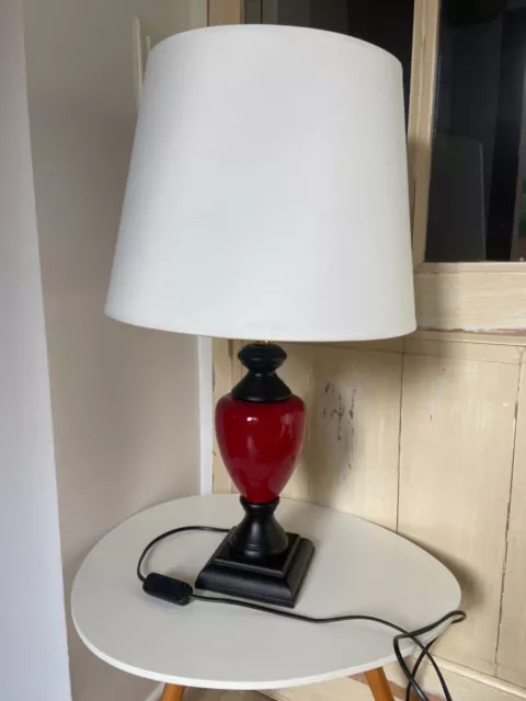 Grande Lampe à Poser en Bois Rouge et Noire - Salon ou chambre table de chevet