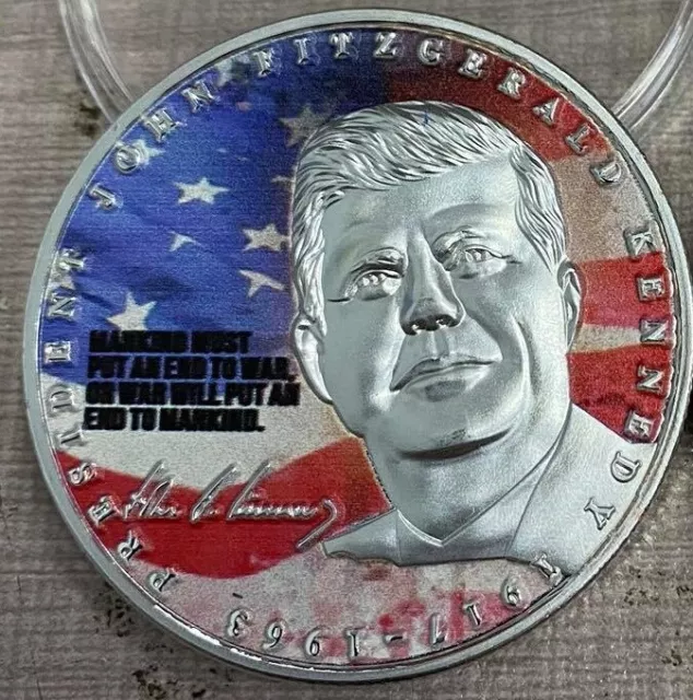 JFK Silver Coin Flag Vintage Newspaper Medal Face White House Jack Kennedy Old 2